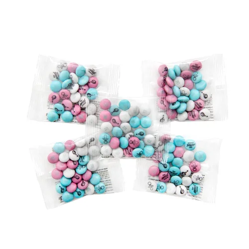 Miniatura 15 de M&M’S World Favors de Chocolate al Leche para Niñas, 20 Paquetes de 0.75oz cada uno con M&M’S Rosados y Blancos para Fiestas de Revelación