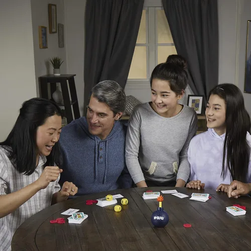 Miniatura 5 de Hasbro Gaming F2562101 Ka-Blab Familias, Adolescentes y Niños, a partir de 10 años, Juego de Grupo para 2 a 6 Jugadores de Scattergories, Multicolor