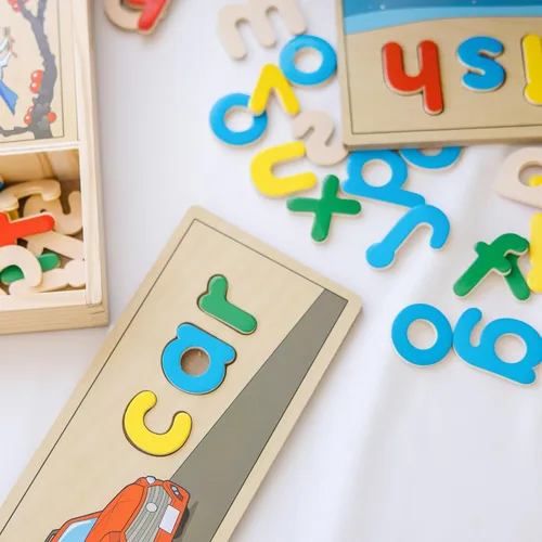 Miniatura 7 de Melissa & Doug See & Spell - Juguete educativo de madera, Versión estándar