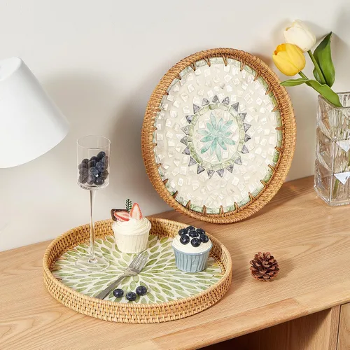 Miniatura 3 de Kmelep Bandeja redonda de ratán con incrustaciones de madreperla, bandeja de ratán con base de madera, cesta decorativa de mimbre para decoración