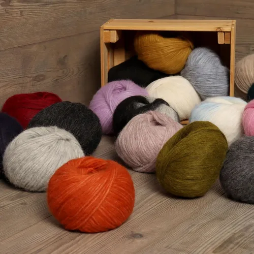 Miniatura 7 de Pullu - Juego de 3 madejas de hilo de lana de alpaca bebé y merino (150 gramos) de peso worsted - Procedencia directa de Perú - Celestialmente suave