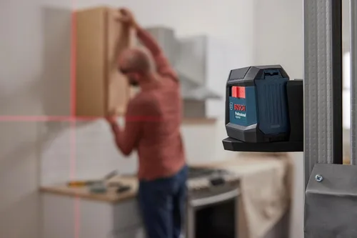 Miniatura 6 de Bosch GLL50-20 - Láser autonivelante de línea cruzada de 50 pies, incluye soporte magnético integrado y 2 pilas AA