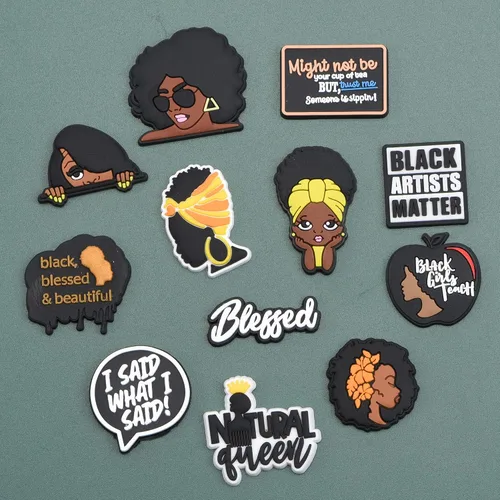 Miniatura 6 de UNN Dijes de zapatos negros para decoración de zuecos, para niños, niñas, adultos, mujeres, regalos de cumpleaños, suministros de fiesta
