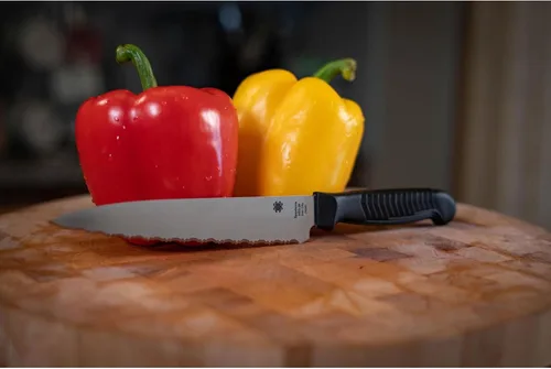 Miniatura 6 de Spyderco Cuchillo utilitario de cocina ligero con hoja de acero inoxidable MBS-26 y mango de plástico de polipropileno Negro