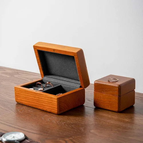 Miniatura 4 de Woodten Caja de anillo de boda de madera maciza Caja de anillo doble de madera cuadrada para propuesta