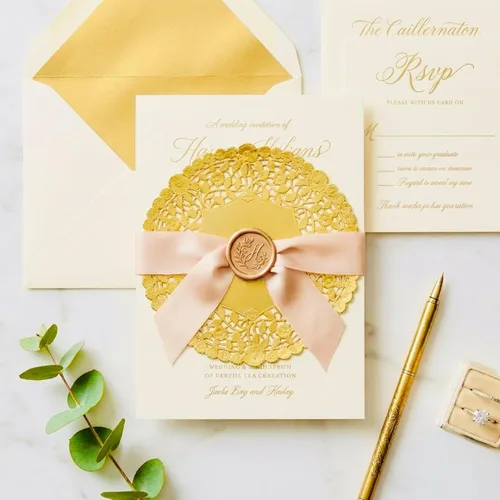 Miniatura 5 de Hojas decorativas de encaje de papel metálico de 8 pulgadas, elegantes, resistentes y desechables, ideales para presentación de alimentos y uso