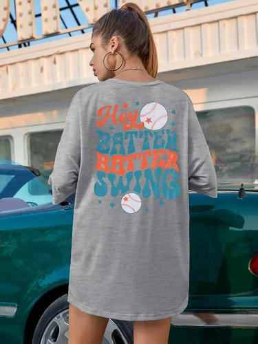 Miniatura 15 de Camiseta de béisbol para mujer, camisetas de béisbol de gran tamaño Hey Batter Batter Swing Graphic Tee Ballpark Gift Tops de manga corta