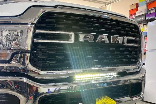 Miniatura 6 de iJDMTOY Kit de barra de luz LED de montaje en hueco de parrilla de 20 pulgadas, compatible con Dodge RAM 2500 3500 2020 en adelante, incluye barra