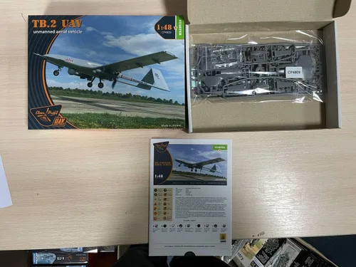 Miniatura 3 de CLEAR PROP CP4809-1/48 - Bayraktar TB.2 Vehículo aéreo no tripulado, kit de modelos de plástico