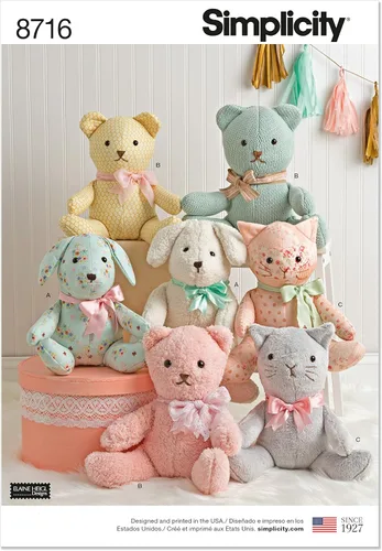 Simplicity 8716 Patrones de costura de animales de peluche oso, gato y perro por Elaine Heigl Designs, talla única