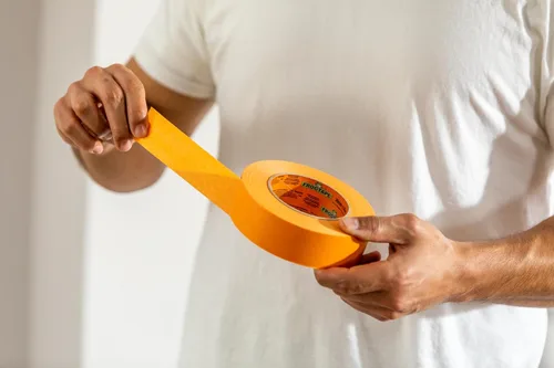 Miniatura 8 de FrogTape ProGrade - Cinta de pintura naranja, 1.5 pulgadas de ancho (1.41 pulgadas x 60 yardas), alta adherencia, cinta de pintura para aplicaciones