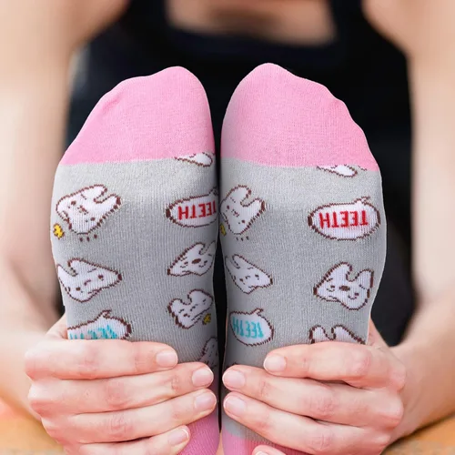 Miniatura 7 de 3 pares de calcetines para enfermeras dentales para mujer, novedosos dentistas, asistentes dentales, calcetines lindos para médicos, enfermeras
