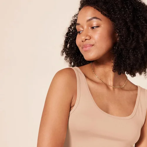 Miniatura 5 de Tienda Essentials Women's Slim-Fit Tank Top, Pack of 2, Beige