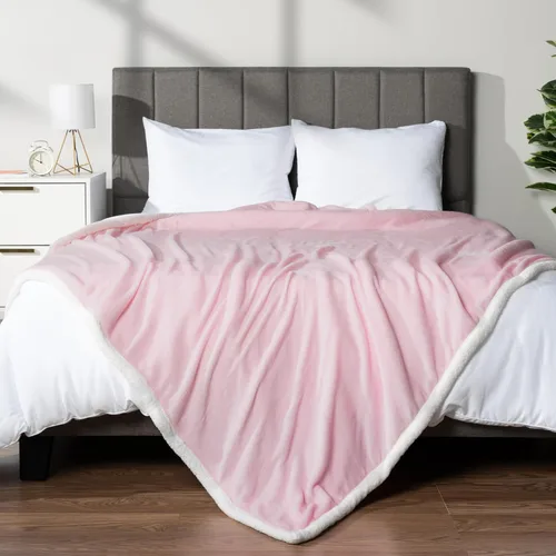 Miniatura 4 de PAVILIA Manta de Forro Polar Sherpa para Sofá, Tamaño Twin, Rosa Claro, Manta de Sofá de Felpa Suave y Esponjosa, Manta de Invierno Reversible