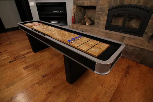 Miniatura 4 de Mesas de Shuffleboard LED Atomic de 9 pies con superficie de juego recubierta de polímero para una acción suave y rápida de disco y patas