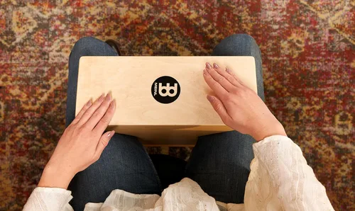 Miniatura 7 de Meinl Hybrid Slaptop Cajon Box Drum con caja y bongo, puertos de sonido delanteros - Fabricado en Europa - Madera de abedul báltico, 2 años