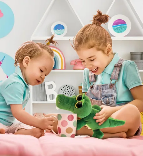 Miniatura 5 de DolliBu - Animal de peluche de cocodrilo verde, súper suave, ojos grandes abrazables para niños y adultos, 6 pulgadas
