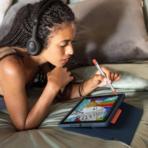 Miniatura 14 de Logitech Rugged Combo 3 Touch iPad® Funda de teclado con trackpad y conector inteligente para iPad (7ª, 8ª y 9ª generación) para educación - Azul