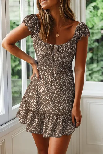 Miniatura 2 de YOBECHO Mini vestido de verano para mujer con cuello corazón impreso con volantes