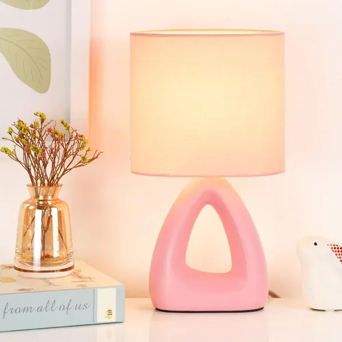 Miniatura 8 de LILA Lámpara de mesa pequeña y moderna color crema, 6.7 x 3.94 x 11.8 pulgadas de alto, bombilla excluida, lámpara de mesa de mesa/noche para sala