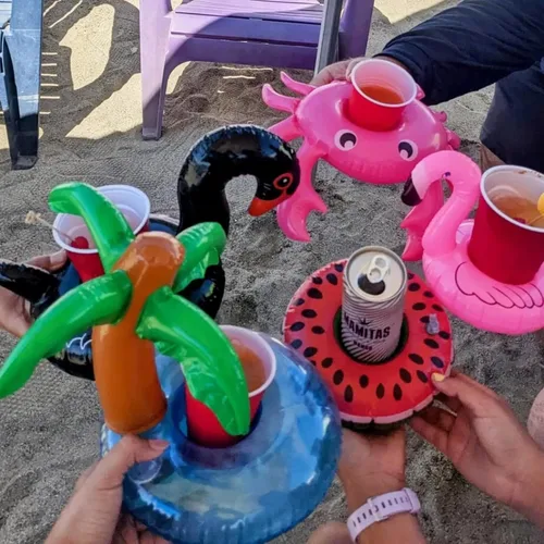 Miniatura 5 de Soporte inflable para bebidas, paquete de 15 flotadores para bebidas, portavasos inflables de flamenco para fiesta en la piscina