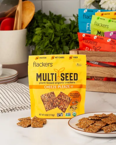 Miniatura 3 de Flackers Galletas de Multi-Semillas Cheeze-Pleaze Orgánicas, Paquete de 1 de 4 onzas, Sin Gluten, Sin GMO, Veganas, Botana Keto, 8g de Fibra, 3g