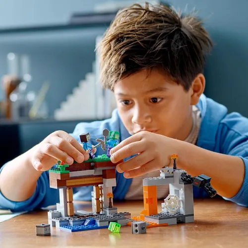 Miniatura 2 de LEGO Minecraft - Juguete de construcción de la mina abandonada, 21166 cueva zombi con limo, figuras de Steve y araña, idea de regalo para niños