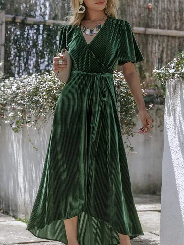 Miniatura 7 de BerryGo Vestido semiformal de terciopelo con cuello en V para mujer, vestido largo de cóctel para invitados de boda