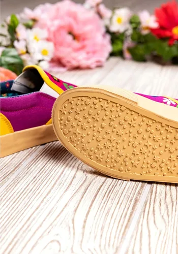 Miniatura 7 de Ground Up Tenis Encanto sin cordones para niña