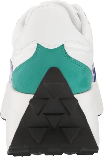 Miniatura 3 de GUESS Women's Calebb3 Sneaker