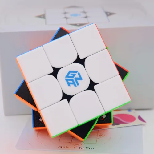 Bukefuno GAN 11 M Pro 3x3 Velocidad magnética Magic Cube sin pegatinas GAN11M Pro 3x3x3 Puzzle Magic Cube (GAN11 M Pro Negro Frosted Kernel Version)