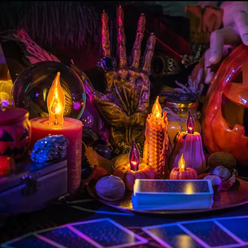 Miniatura 3 de Paquete de 12 bombillas naranjas y moradas de Halloween, bombillas de llama base E12, bombillas de repuesto de llama parpadeante C18 para luces