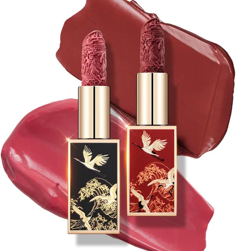 Miniatura 9 de Catkin Lápiz labial semimate hidratante de color de alto impacto infundido con vitamina E y aceite de aguacate, textura suave y sedosa, acabado mate