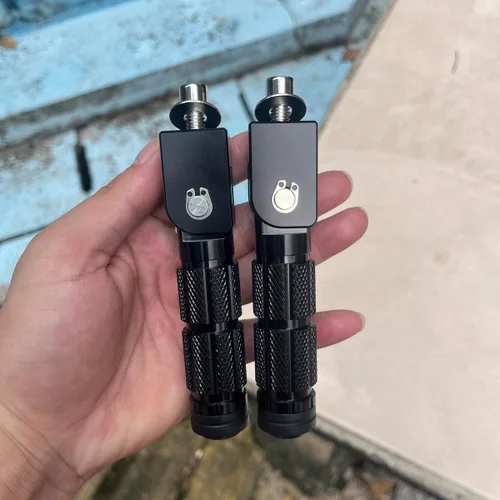 Miniatura 5 de M8 Estriberas Plegables para Motocicleta Estriberas Delanteras Coche Eléctrico Antideslizantes Reposapiés Traseros Bicicleta 90 Grados Fijo Plegable