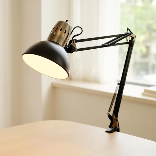 Miniatura 3 de Globe Electric 62000010 Lámpara de escritorio de 32" con múltiples articulaciones con abrazadera metálica, latón mate, acentos blancos, interruptor
