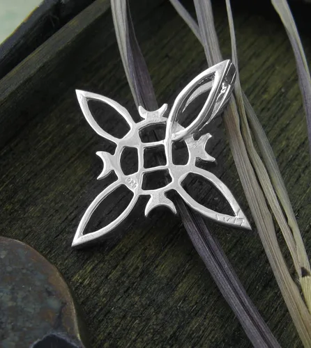 Miniatura 5 de Woot & Hammy Witch's Knot with Four Crescent Moons Pendant, Four Pointed Celtic Knot,100% Sterling Silver, Handmade