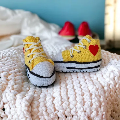 Miniatura 5 de Handmade Yellow Crochet Baby Sneakers Booties, Unique Gender-Neutral Newborn Socks, Customizable Baby Shower Gift, Custom Baby Gifts, Baby Girl/Boy