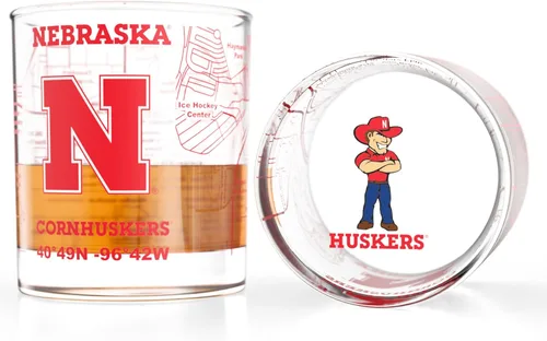 Greenline Goods Vasos de whisky universitarios de la Universidad de Nebraska Cornhuskers (juego de 2), 10 onzas - Logotipo a todo color + mapa del