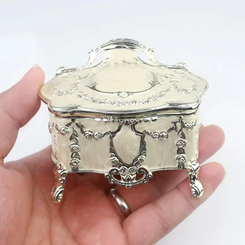 Miniatura 18 de ROSIKING Caja de música de aleación de metal en relieve en forma de corazón azul, caja musical antigua para joyería con cuerda, regalos