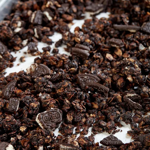 Miniatura 8 de Oreo Piezas de galletas medianas, chocolate, 2.5 libras (paquete de 4)