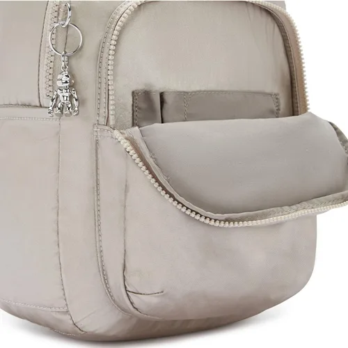 Miniatura 48 de Kipling Mochila pequeña Seoul para mujer, duradera, correas acolchadas para el hombro con funda para tableta, bolsa, Firma Emb, Mochila para tableta
