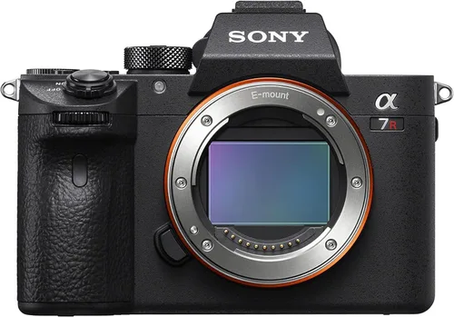 Sony Alpha 7R IVA Cámara de lente intercambiable sin espejo de marco completo con sensor de alta resolución de 61 MP, hasta 10 FPS con seguimiento