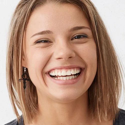 Miniatura 2 de Aretes colgantes para hombre y mujer, estilo punk, gótico, con símbolos de colores musicales de Prince Rock, 4 pares, Zinc, No es una piedra preciosa