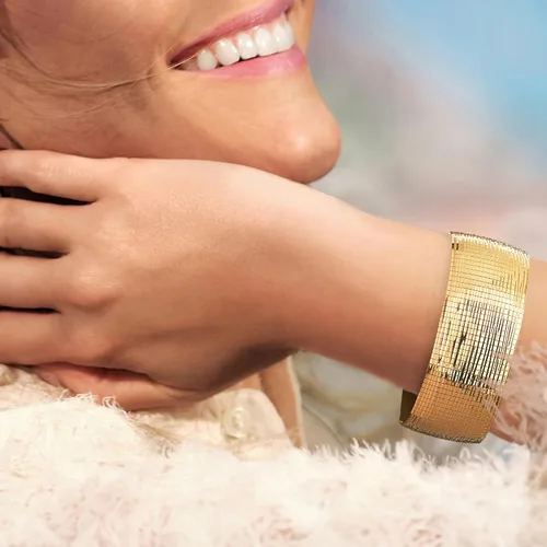 Miniatura 2 de Ross-Simons Italian 18kt Gold Over Sterling Diamond-Cut and Polished Omega Bracelet