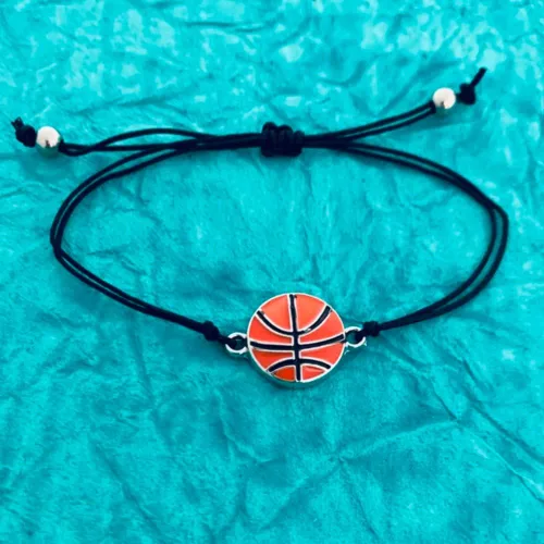 Miniatura 3 de Sportybella - Pulsera de baloncesto – Cuerda ajustable de cuerda de paracaídas, regalos para jugadores de baloncesto, se adapta a muñecas de 5 a 8
