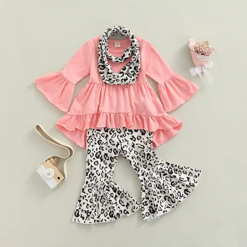 Miniatura 2 de Madjtlqy Conjunto de camiseta con estampado de cabeza de vaca de manga larga y corta para niñas pequeñas y pantalones acampanados