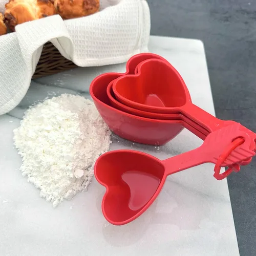 Miniatura 3 de Supreme Housewares Juego de tazas y cucharas medidoras de corazón para uso en interiores y exteriores, fiestas, bodas, cumpleaños, día de San