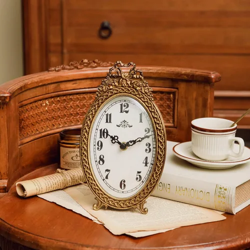 Miniatura 2 de NIKKY HOME Reloj de mesa dorado silencioso sin tictac, pequeño estante de escritorio, funciona con pilas, decoración clásica del hogar