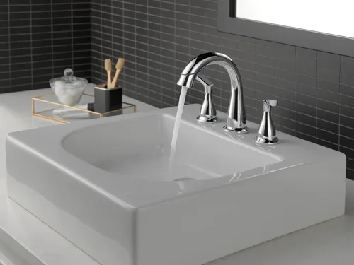 Miniatura 6 de Delta Broadmoor - Grifo de baño cromado con rociador, 8 pulgadas, 3 agujeros, grifo de lavabo de baño extendido con rociador extraíble, drenaje