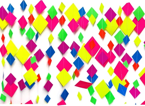 Miniatura 7 de Serpentinas y guirnaldas de neón de papel UV de 123 pies - Decoraciones de luz negra en forma de diamante, recuerdos y suministros para fiestas